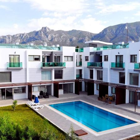 Sunshine Prestige Apartments Agios Georgios  ภายนอก รูปภาพ