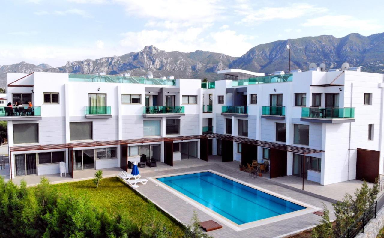 Sunshine Prestige Apartments Agios Georgios  ภายนอก รูปภาพ